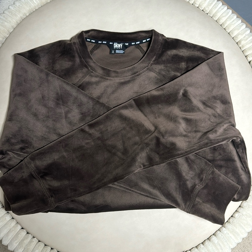 DKNY BROWN VELOUR TOP
